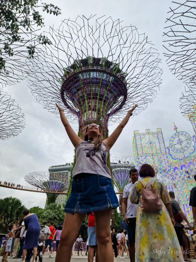Vanesa with Supertree in Singapore